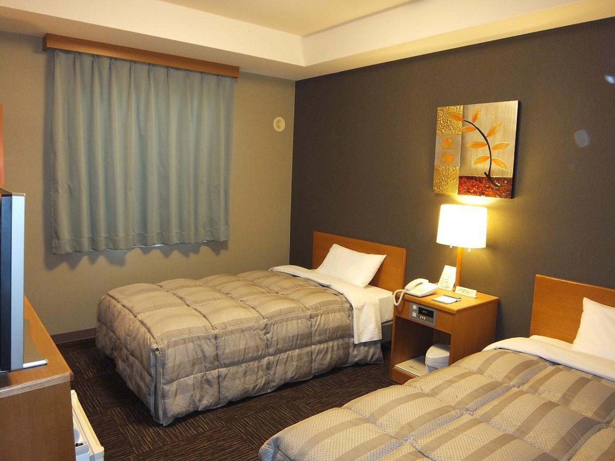 Hotel Route-Inn Court Azumino Toyoshina Ekiminami Exterior photo